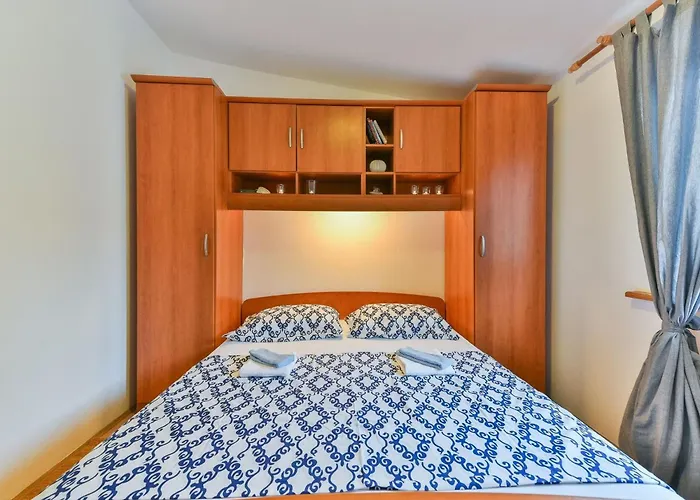 Druzinec By Interhome Vir